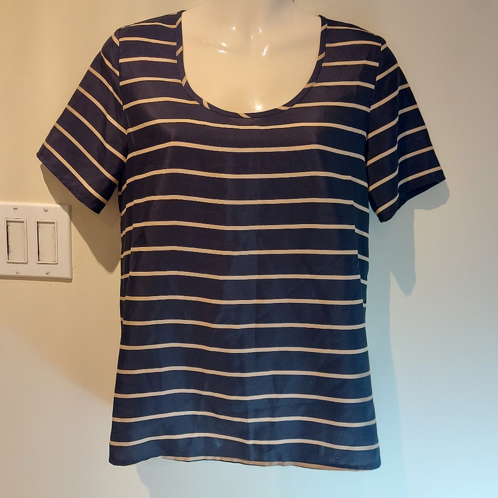 ❣️Ladies Collective Concept short sleeve top size XS (#082)